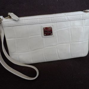 Ivory Dooney & Bourke Wristlet
